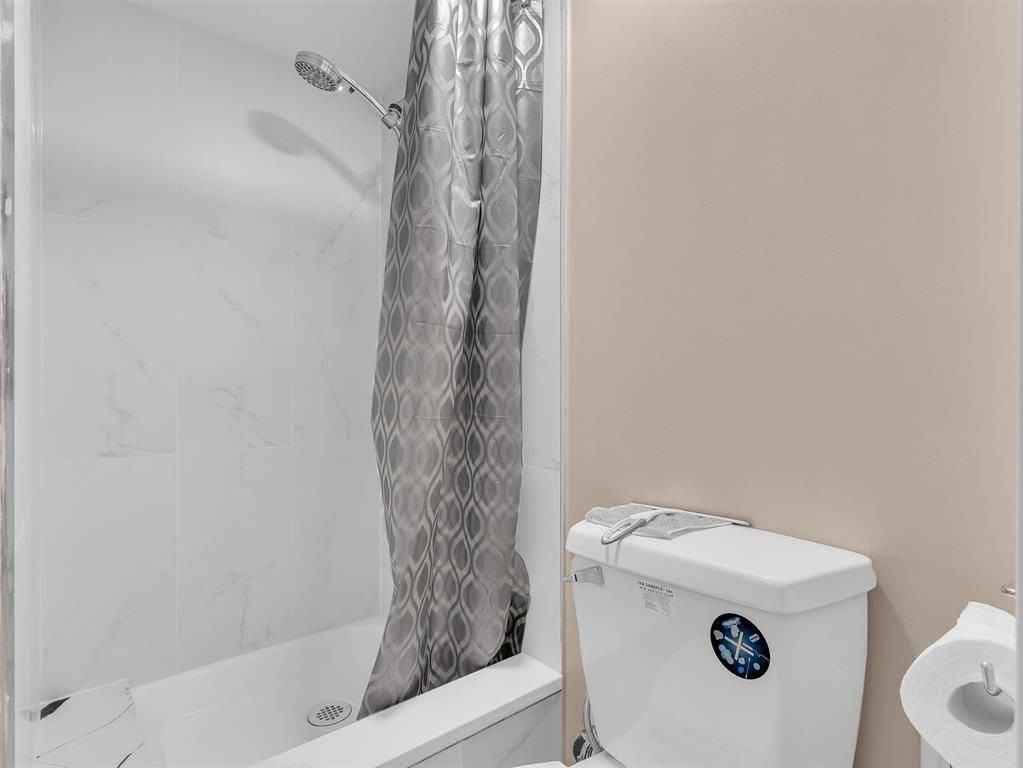 550 Sutherland Avenue - Photo 7 of 12