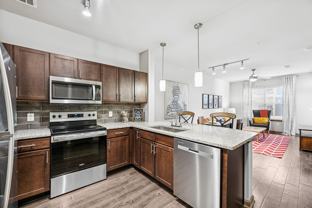 909 Flats - Photo 1 of 1