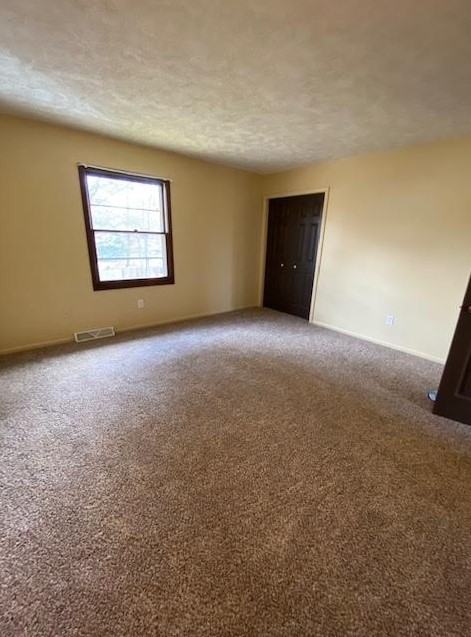 998 52nd St Se #998 - Photo 6 of 28