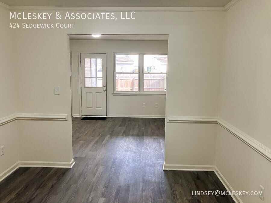 424 Sedgewick Ct - Photo 6 of 27