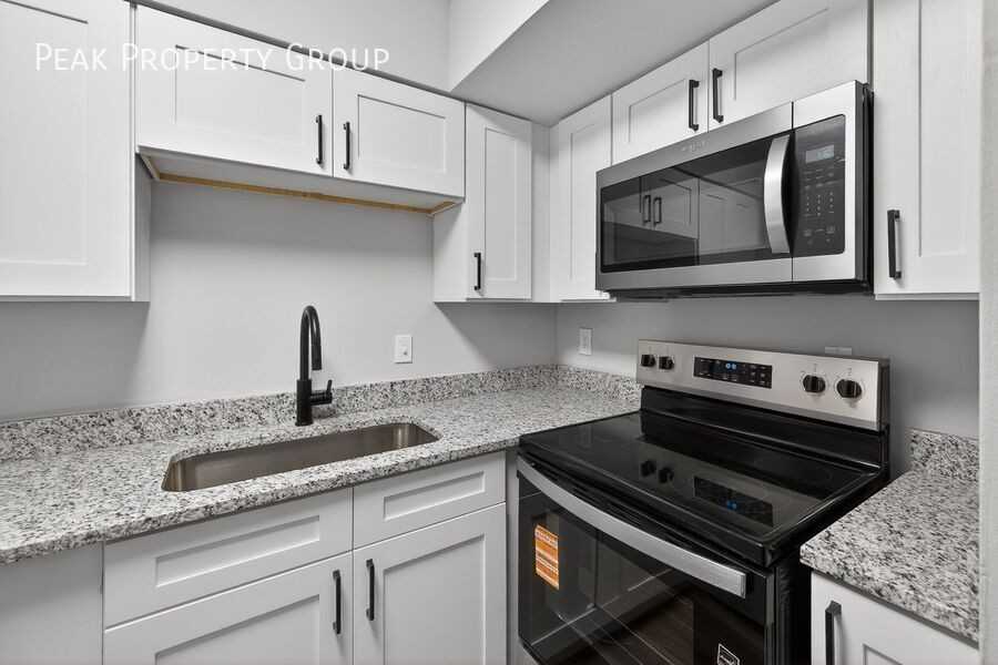 6419 Montgomery Rd #A3 - Photo 7 of 13