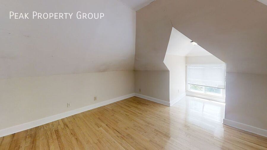 180 W 8th Ave - Photo 3 of 10