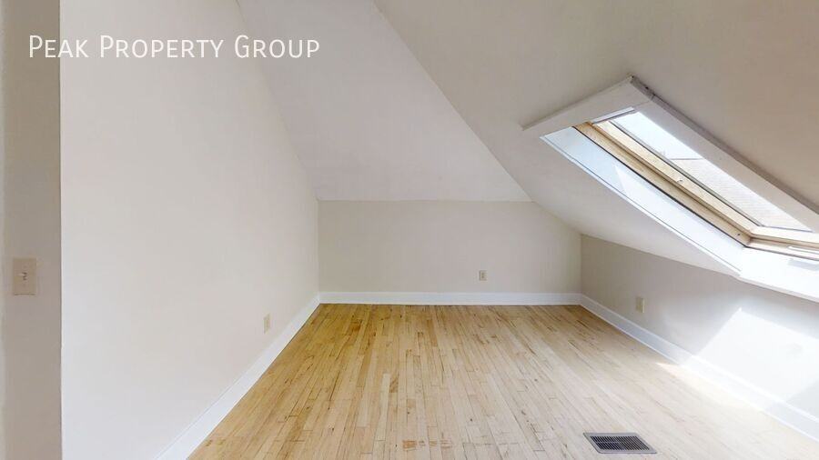 180 W 8th Ave - Photo 5 of 10