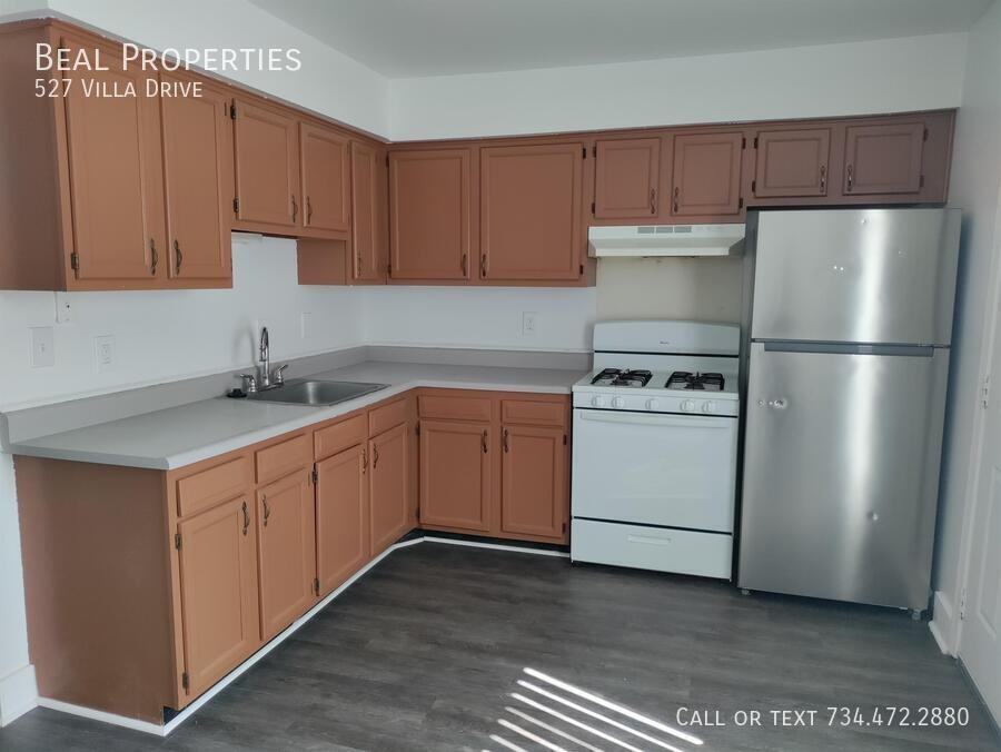 527 Villa Dr - Photo 6 of 11