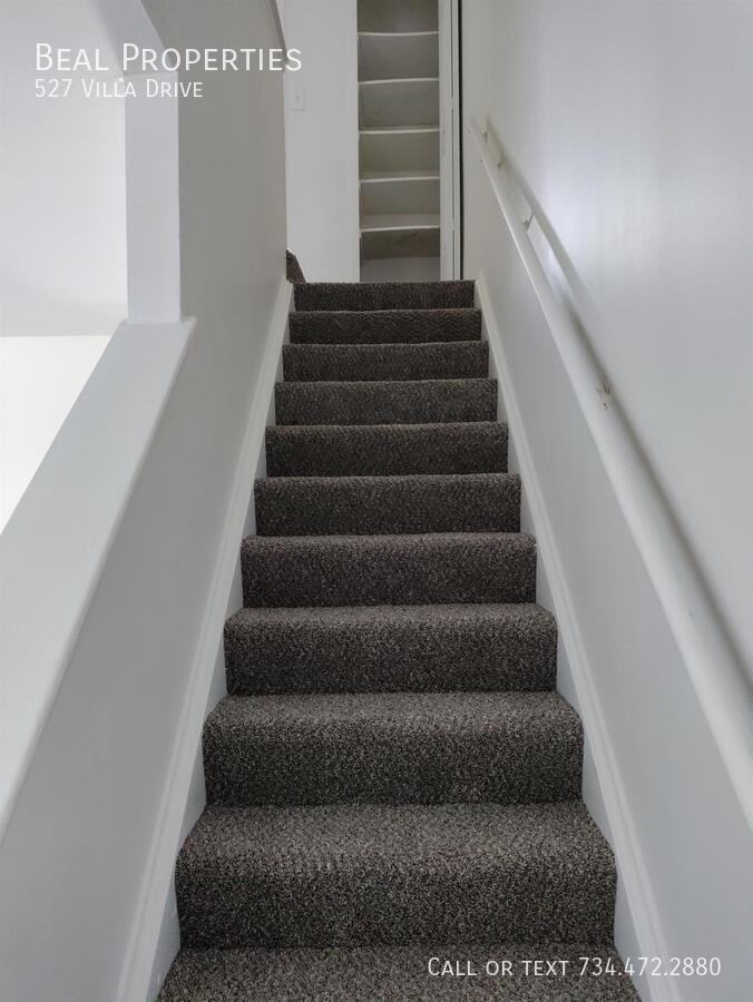 527 Villa Dr - Photo 7 of 11