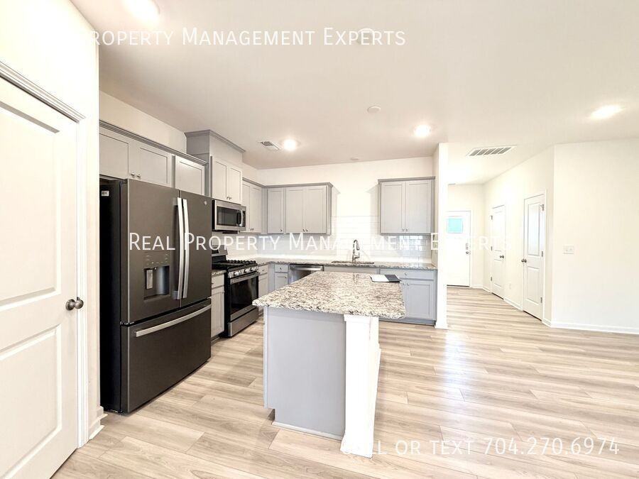 6017 Rizer Dr - Photo 6 of 23