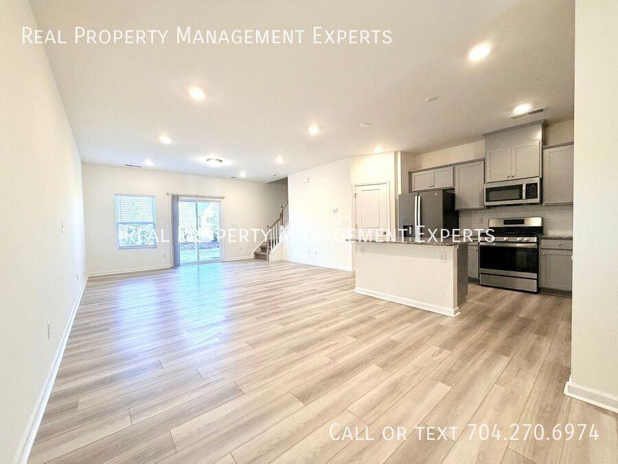 6017 Rizer Dr - Photo 7 of 23