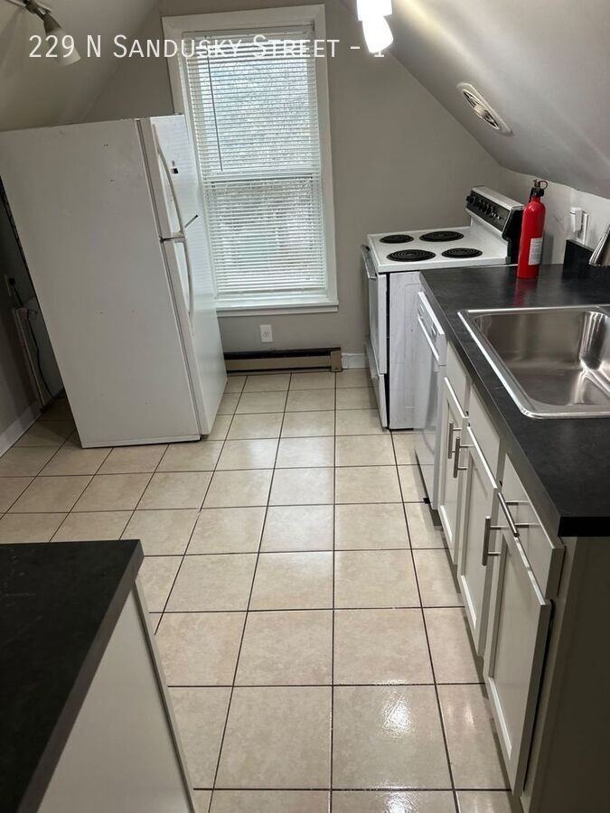 229 N Sandusky St #1 - Photo 2 of 5