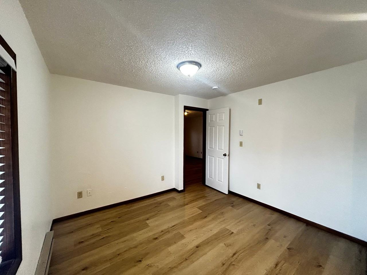 1424 West 10th - Photo 7 of 22