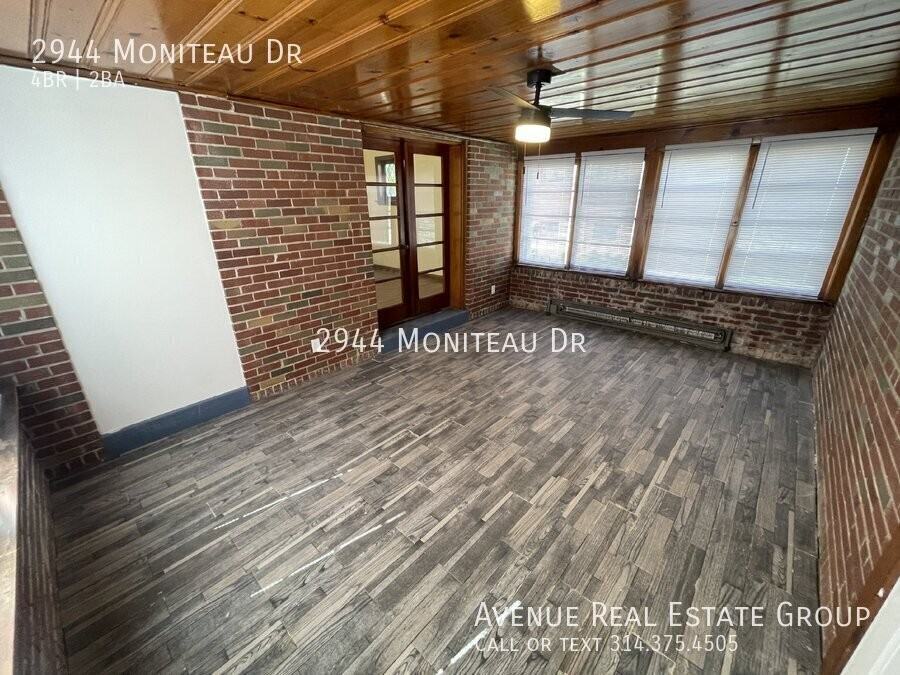 2944 Moniteau Dr - Photo 6 of 45