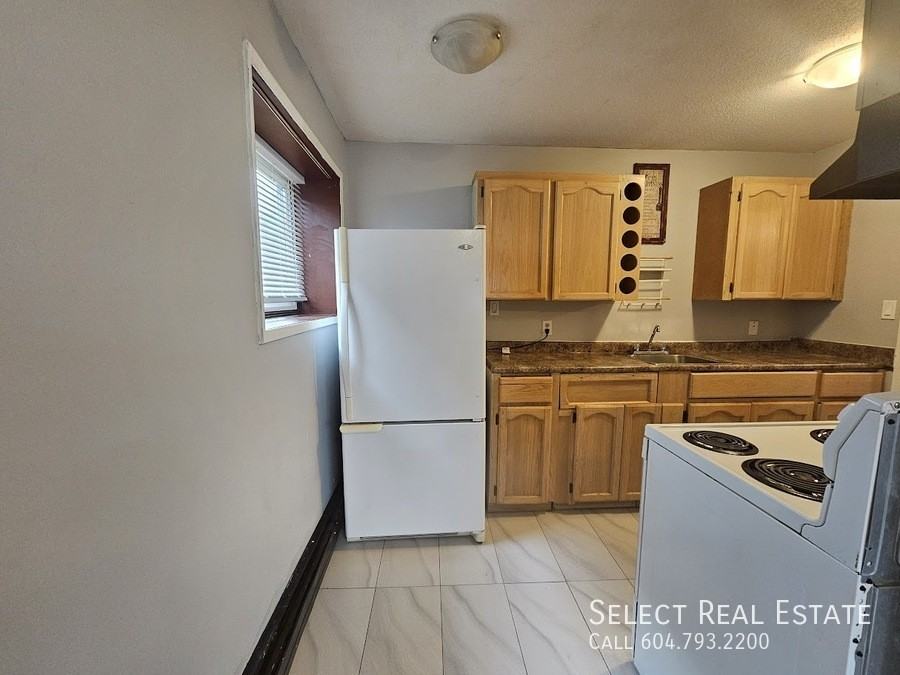 46316 Margaret Ave #102 - Photo 5 of 17