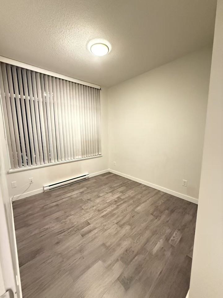 6517 Nelson Avenue - Photo 6 of 8