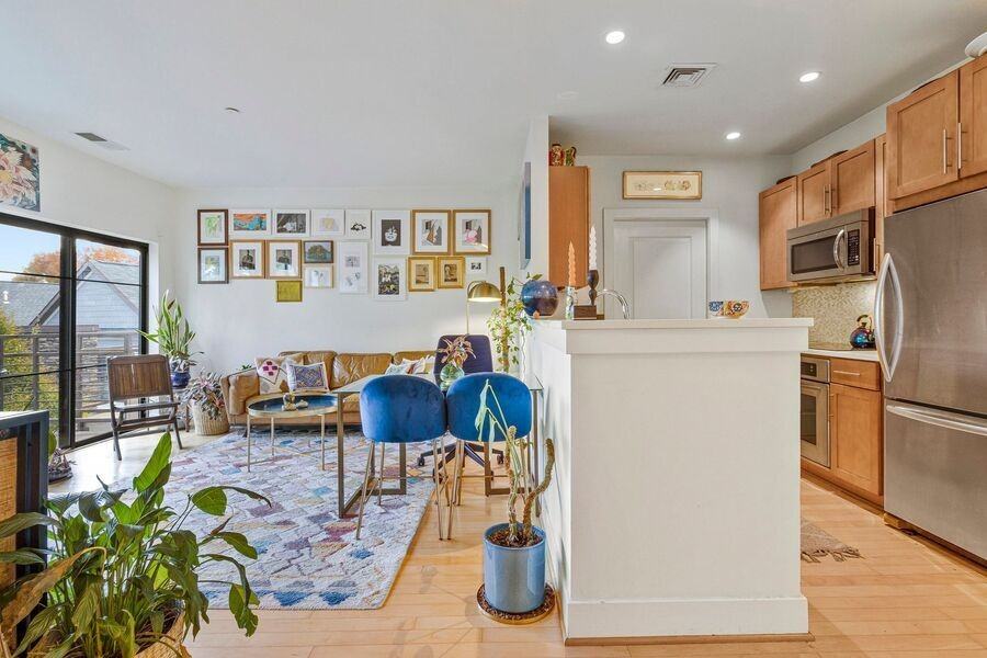 5201B Wisconsin Ave Nw #410