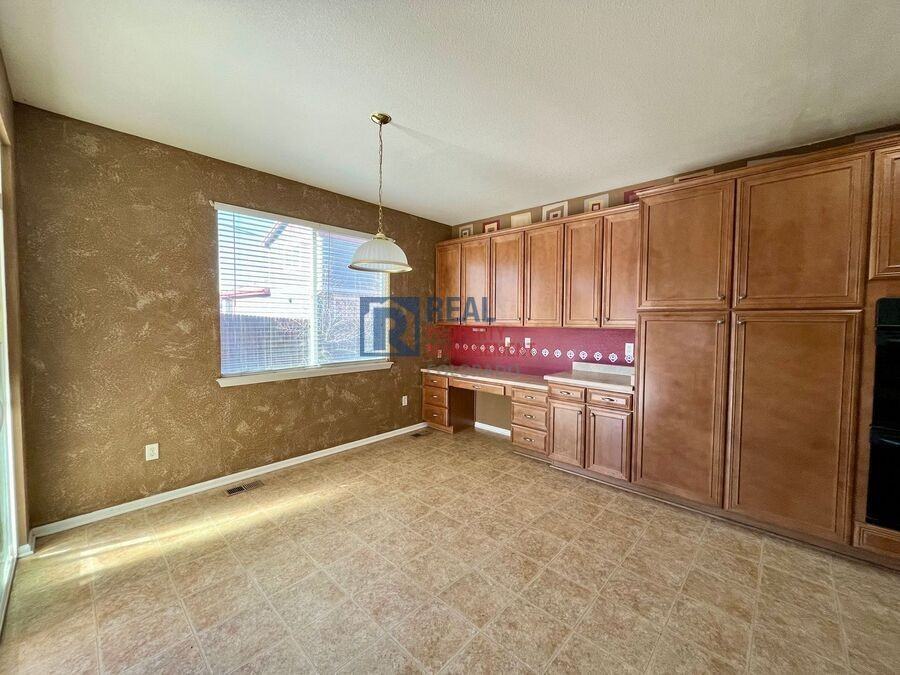 9835 Nucla St - Photo 4 of 23