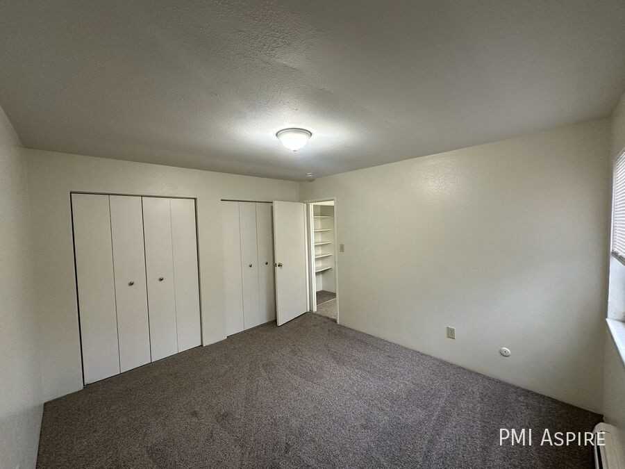 1903 Warren Ave #301 - Photo 4 of 10