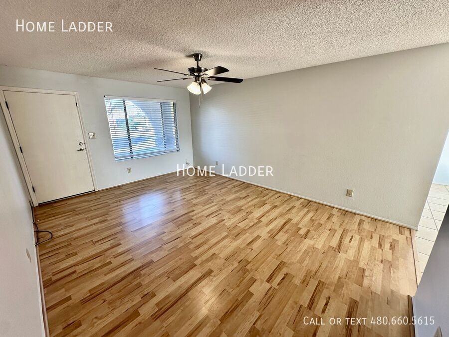 2311 W Olla Ave - Photo 3 of 17