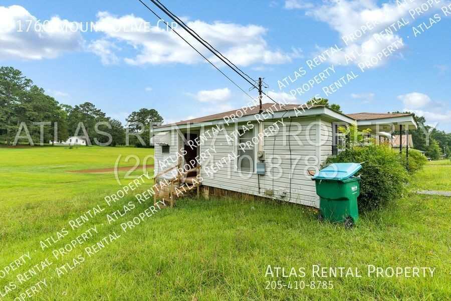 1760 Mount Olive Cir - Photo 2 of 28