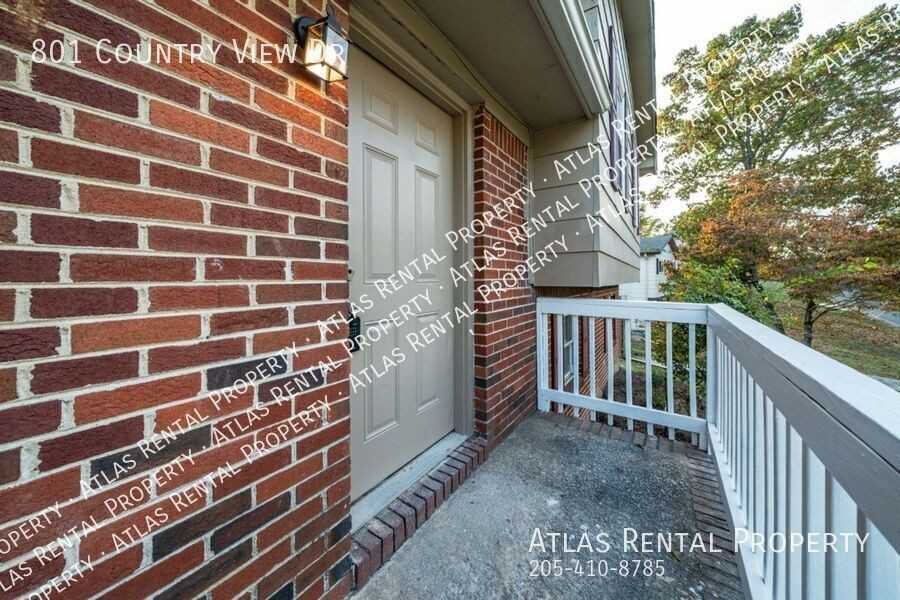 801 Country View Dr - Photo 4 of 16