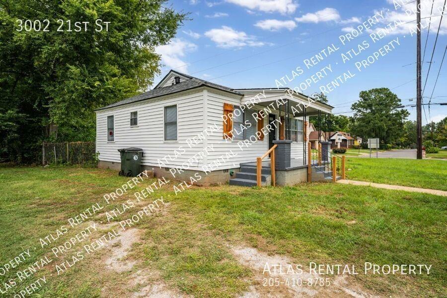 3002 21st St - Photo 3 of 20