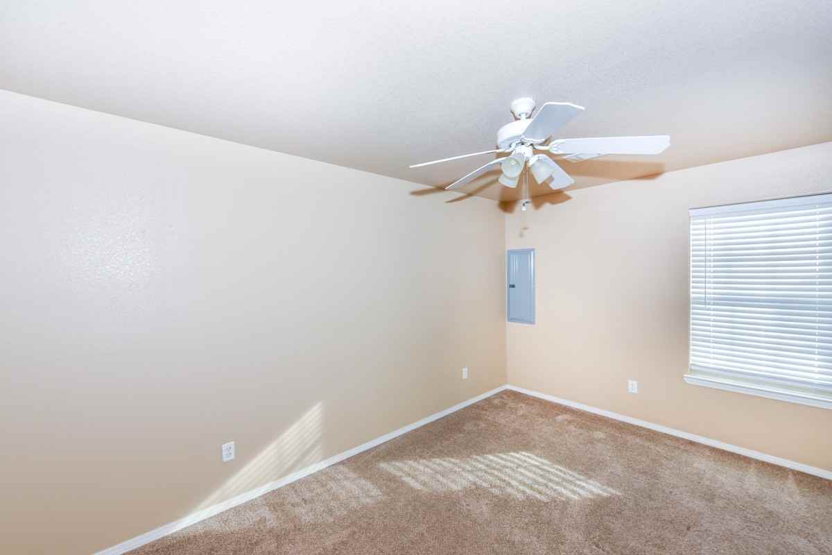 392 Creek St #B - Photo 5 of 10