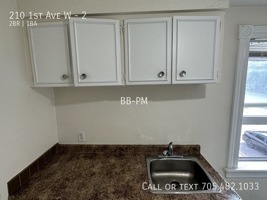 210 First Ave W #2 - Photo 4 of 12