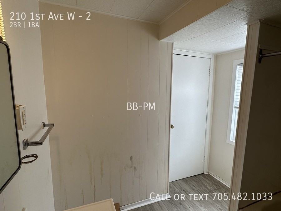 210 First Ave W #2 - Photo 6 of 12