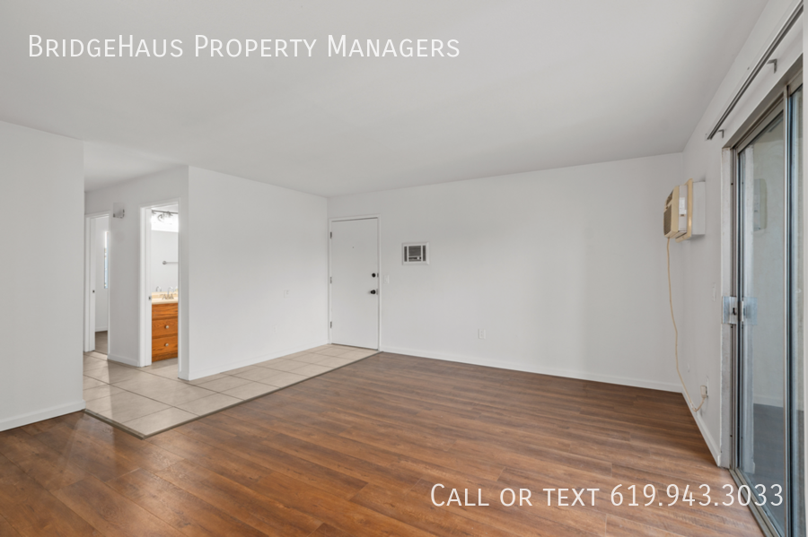 449 S Mollison Ave #6 - Photo 4 of 23