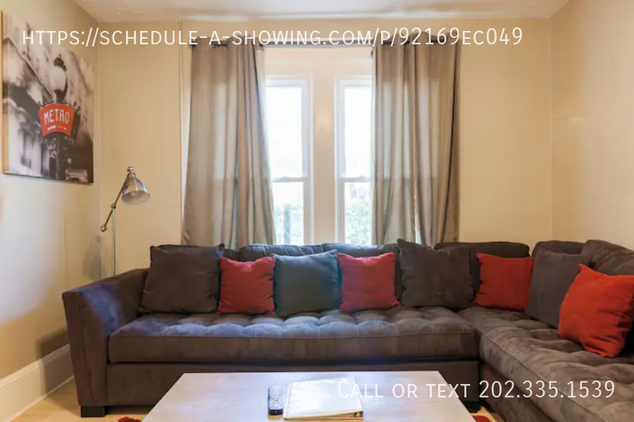 1120 Snyder St Nw - Photo 6 of 41