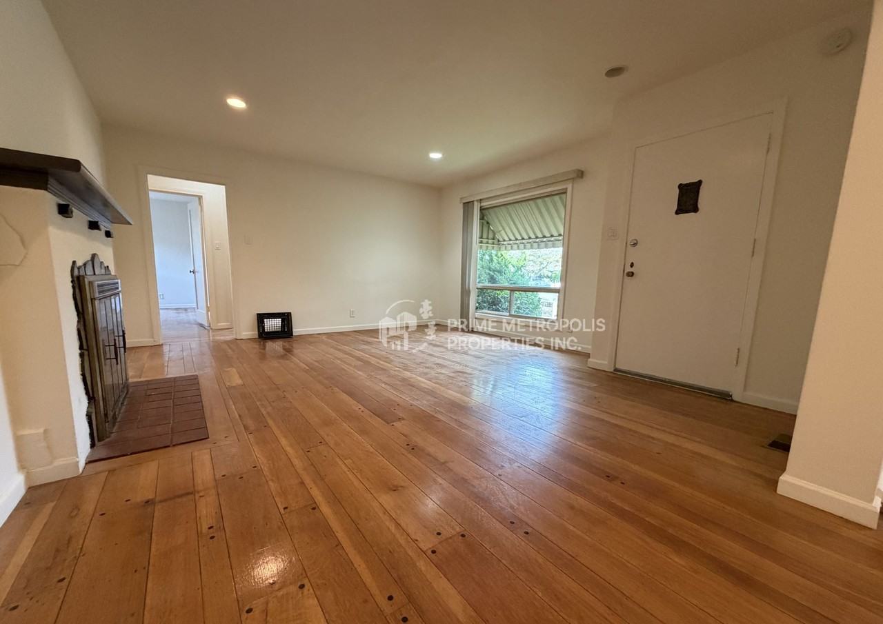 999 31st St #1 - Photo 3 of 31