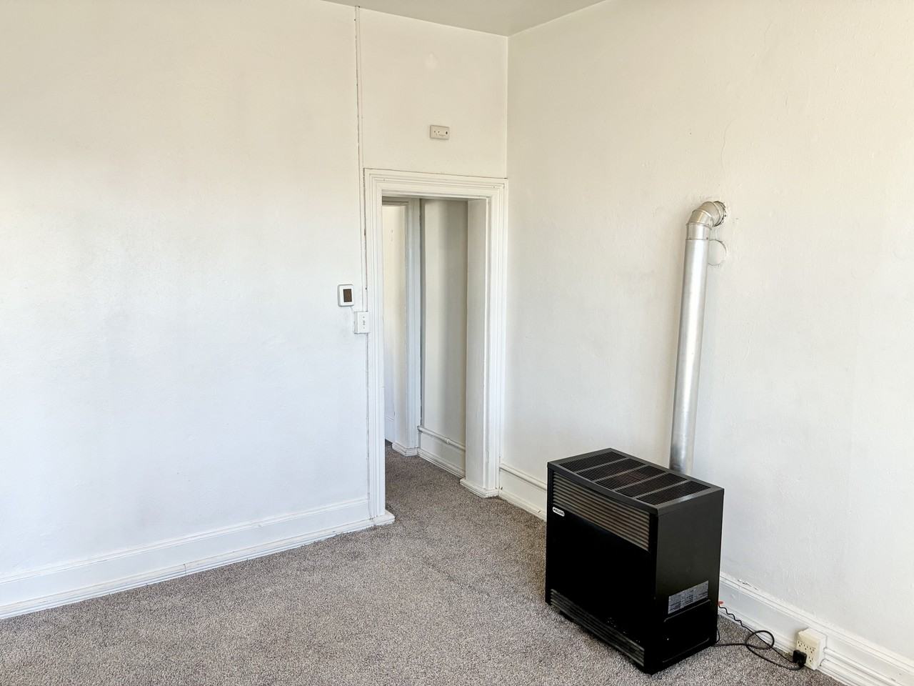 343 S 100 E #343S - Photo 4 of 8