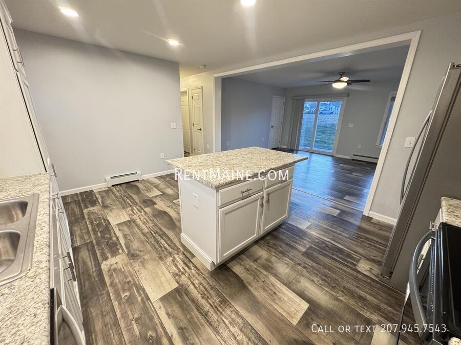 208 Rocky Ridge Dr #28 - Photo 3 of 11