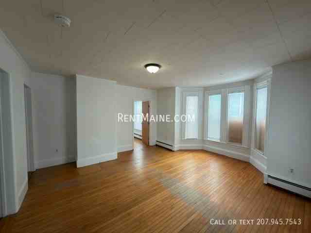 116 Elm St #1 - Photo 4 of 13