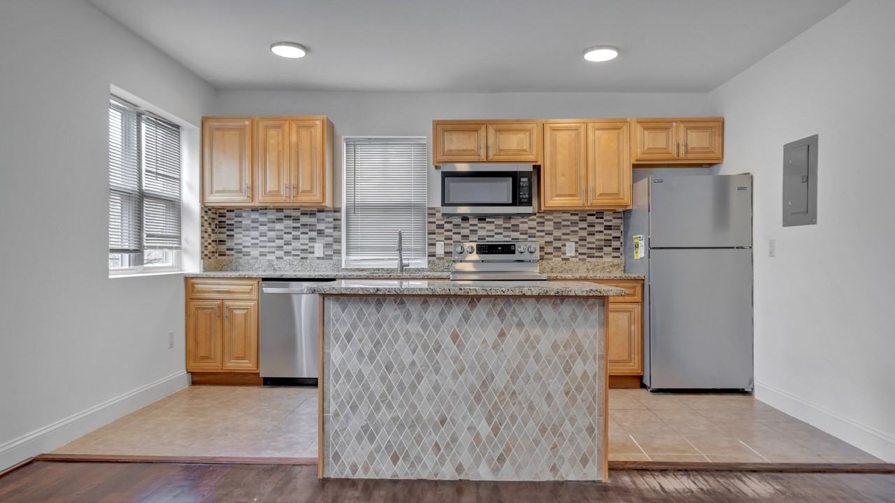 166 Joliet St Sw Unit A - Photo 4 of 13