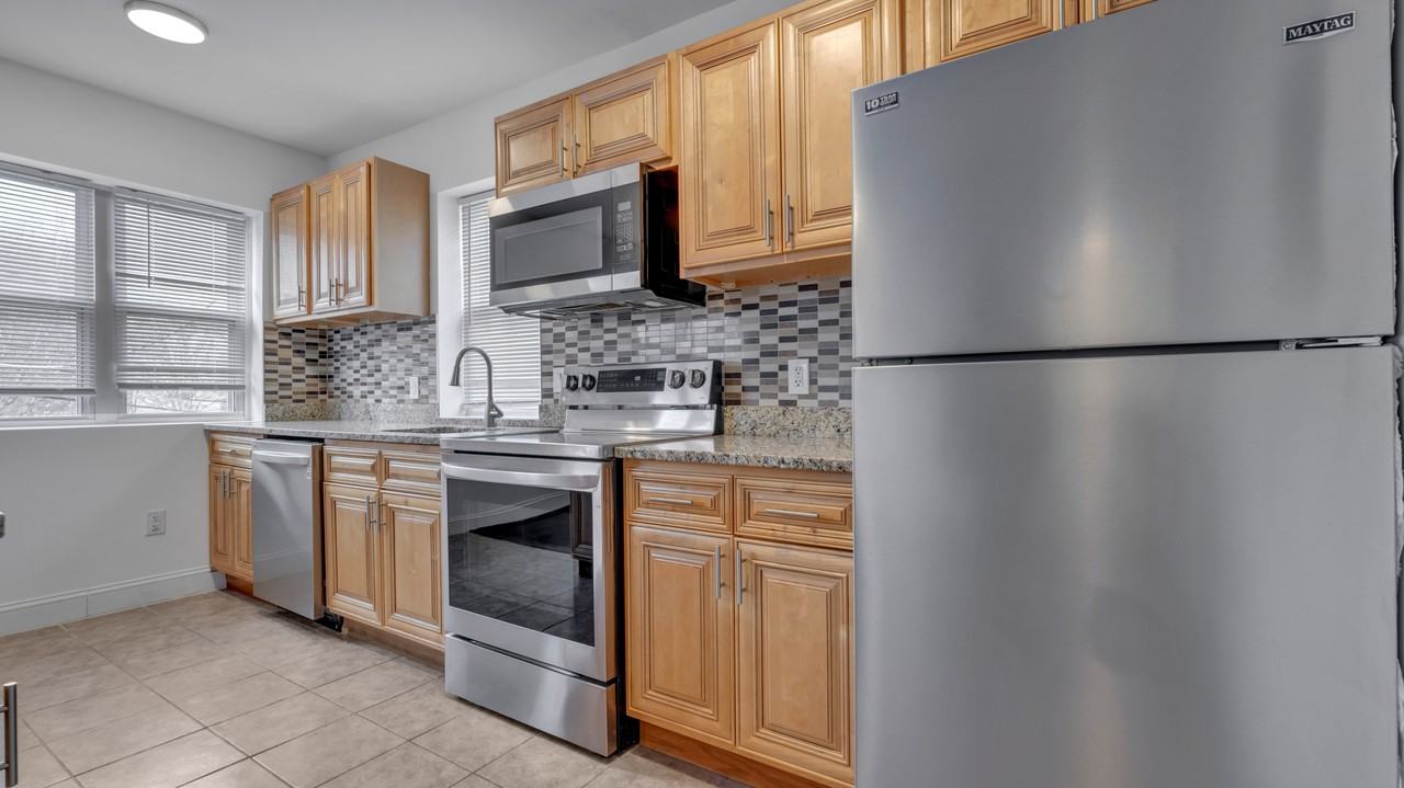 166 Joliet St Sw Unit A - Photo 7 of 13