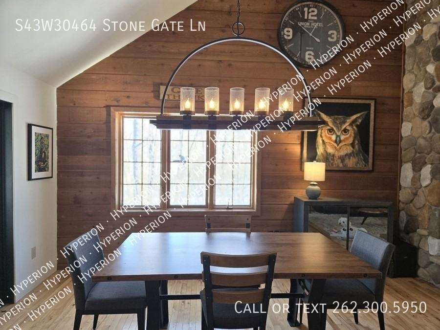 S43W30464 Stone Gate Ln - Photo 4 of 42