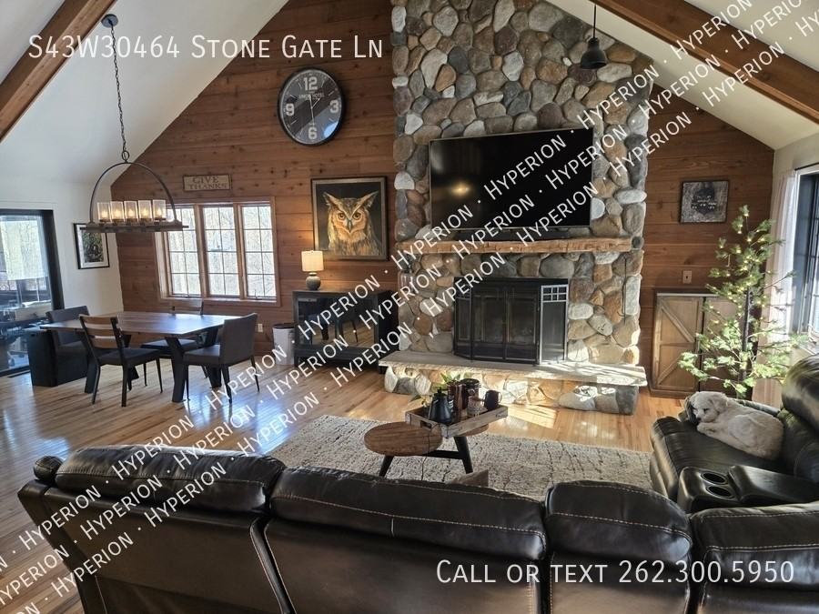 S43W30464 Stone Gate Ln - Photo 6 of 42