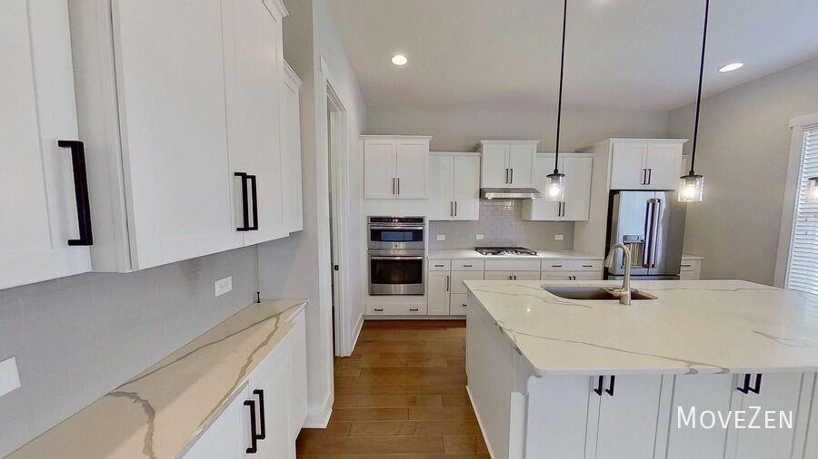 6605 Truxton Ln - Photo 5 of 50