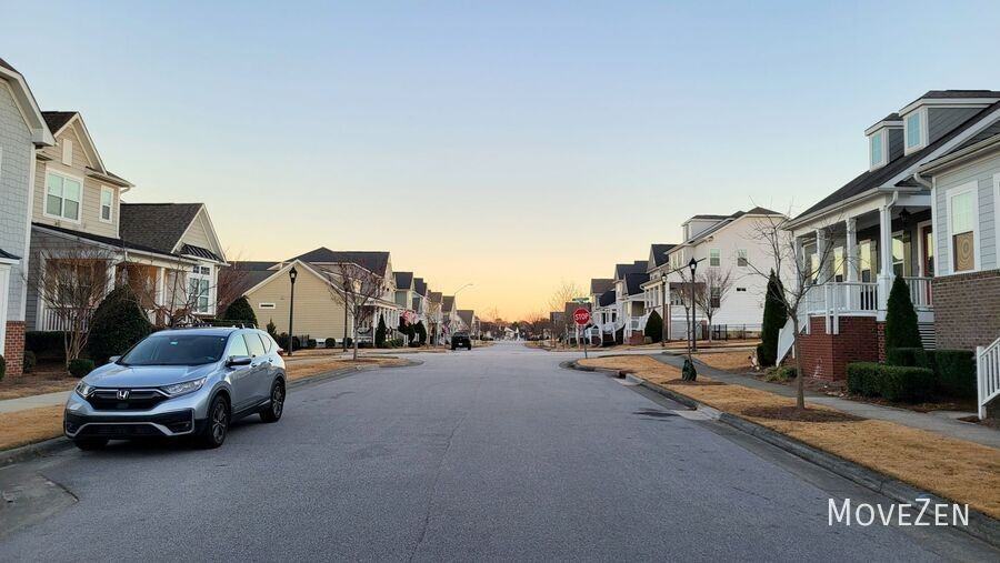 6605 Truxton Ln - Photo 6 of 50