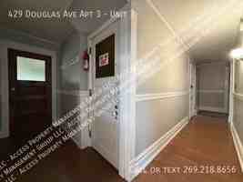 featured image of 429 Douglas Ave Apt 3 #3
