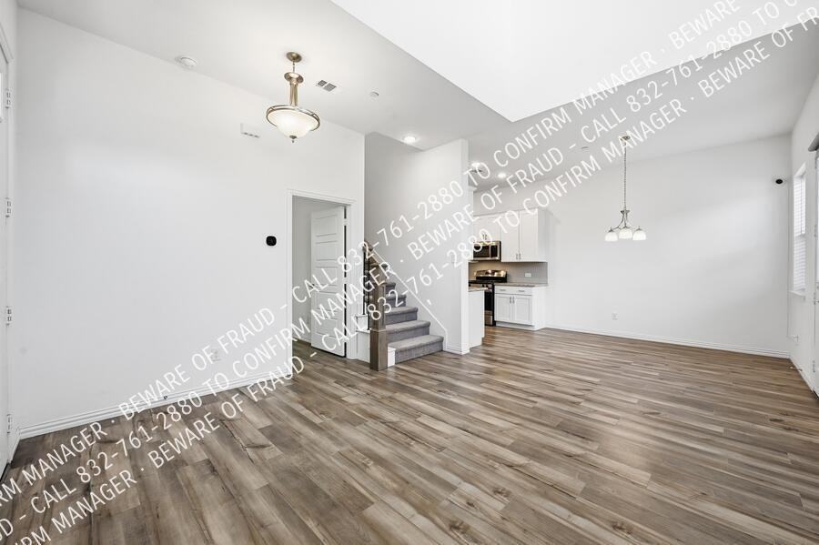 4355 Hebron St - Photo 6 of 24