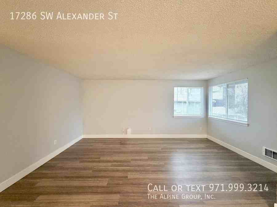 17286 Sw Alexander St - Photo 5 of 32