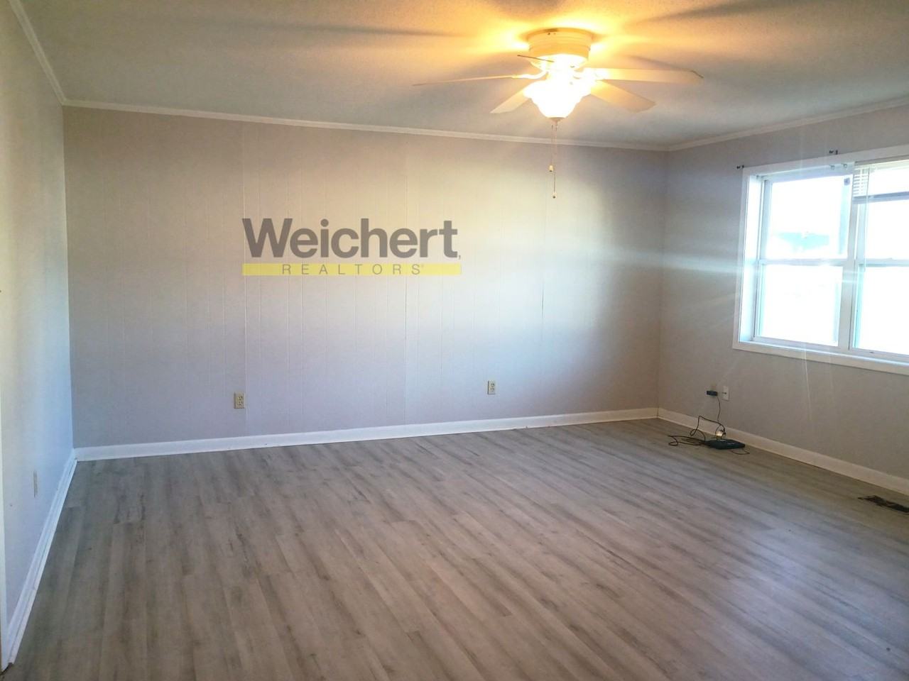 907 S 7th St - Photo 4 of 12