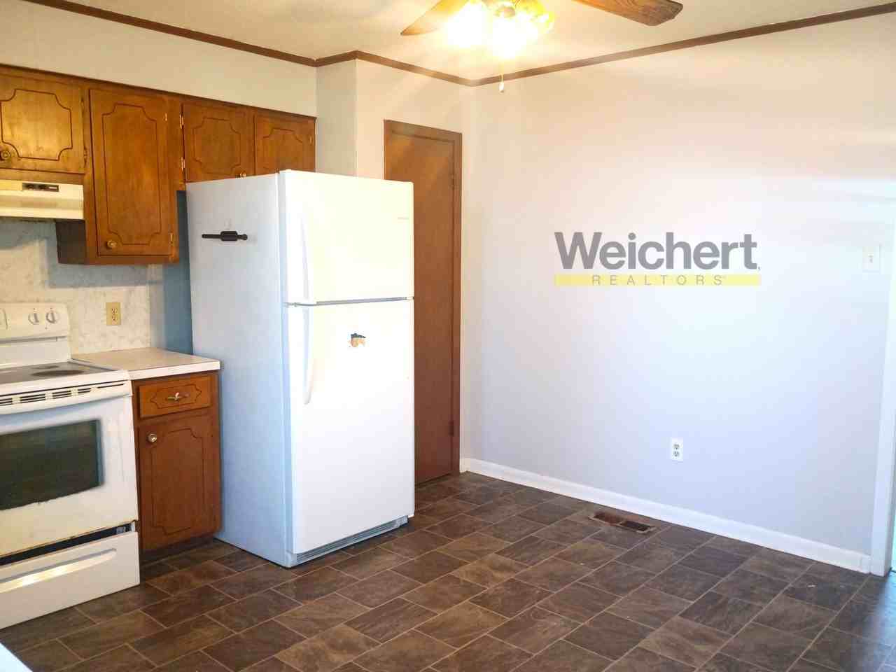 907 S 7th St - Photo 7 of 12