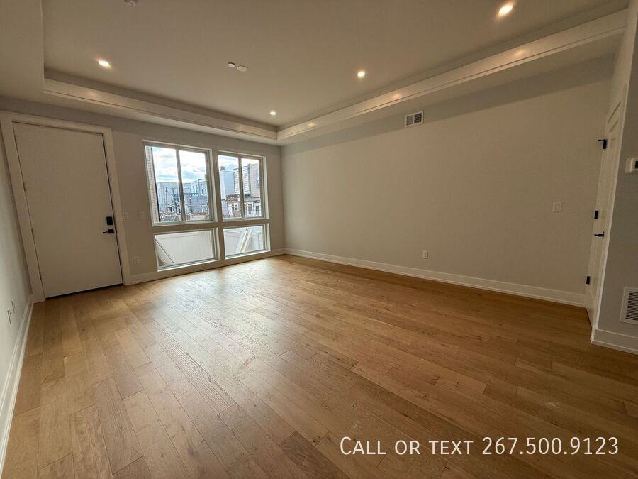 3009 Gaul St - Photo 6 of 41