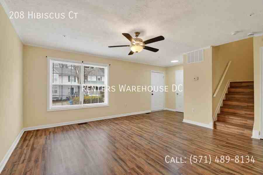 208 Hibiscus Ct - Photo 3 of 16