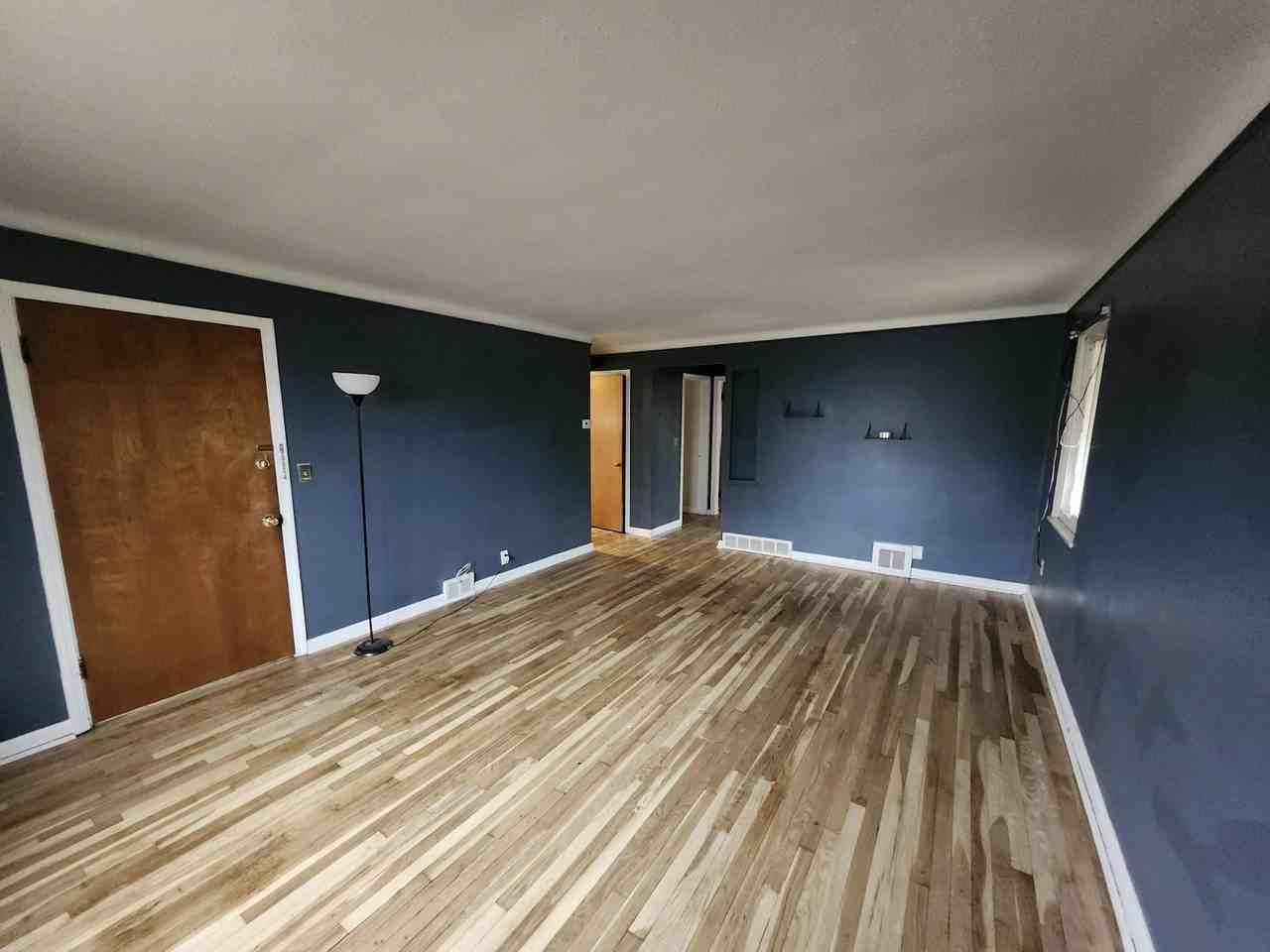 24750 Lakeshore Boulevard, Unit DN - Photo 4 of 11