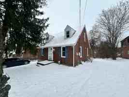 featured image of 151 Collins Dr