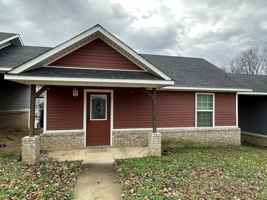 featured image of 112 S 25th St