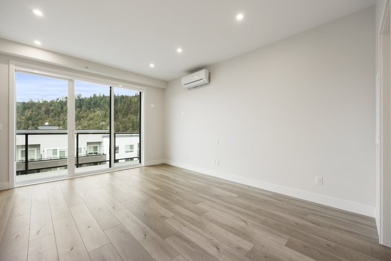 45505 York Building B - Photo 2 of 10