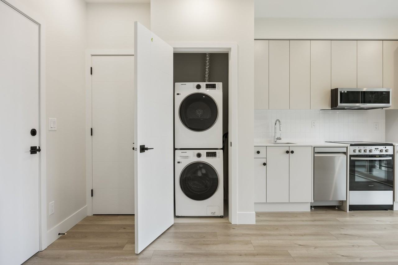 45505 York Building B - Photo 7 of 10